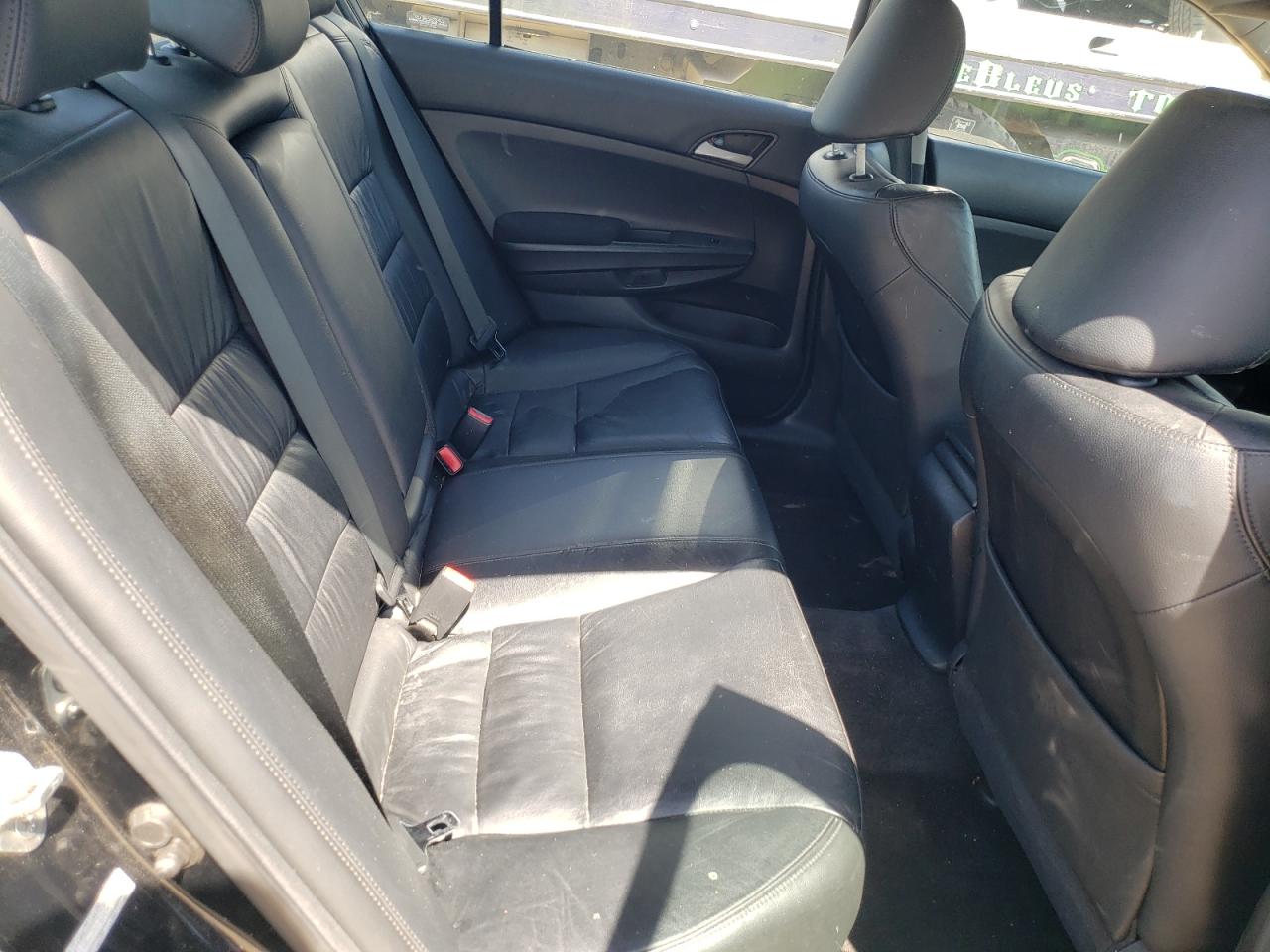 Photo 6 from auction – 2011 HONDA ACCORD SE with VIN 1HGCP2F61BA109422