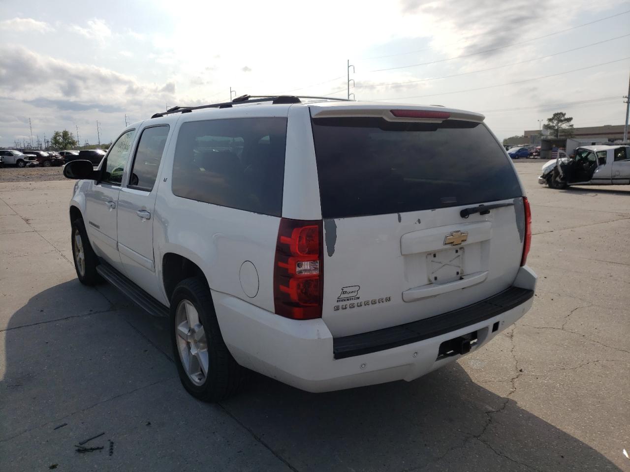 Photo 3 from auction – 2007 CHEVROLET SUBURBAN C with VIN 1GNFC16037J179516