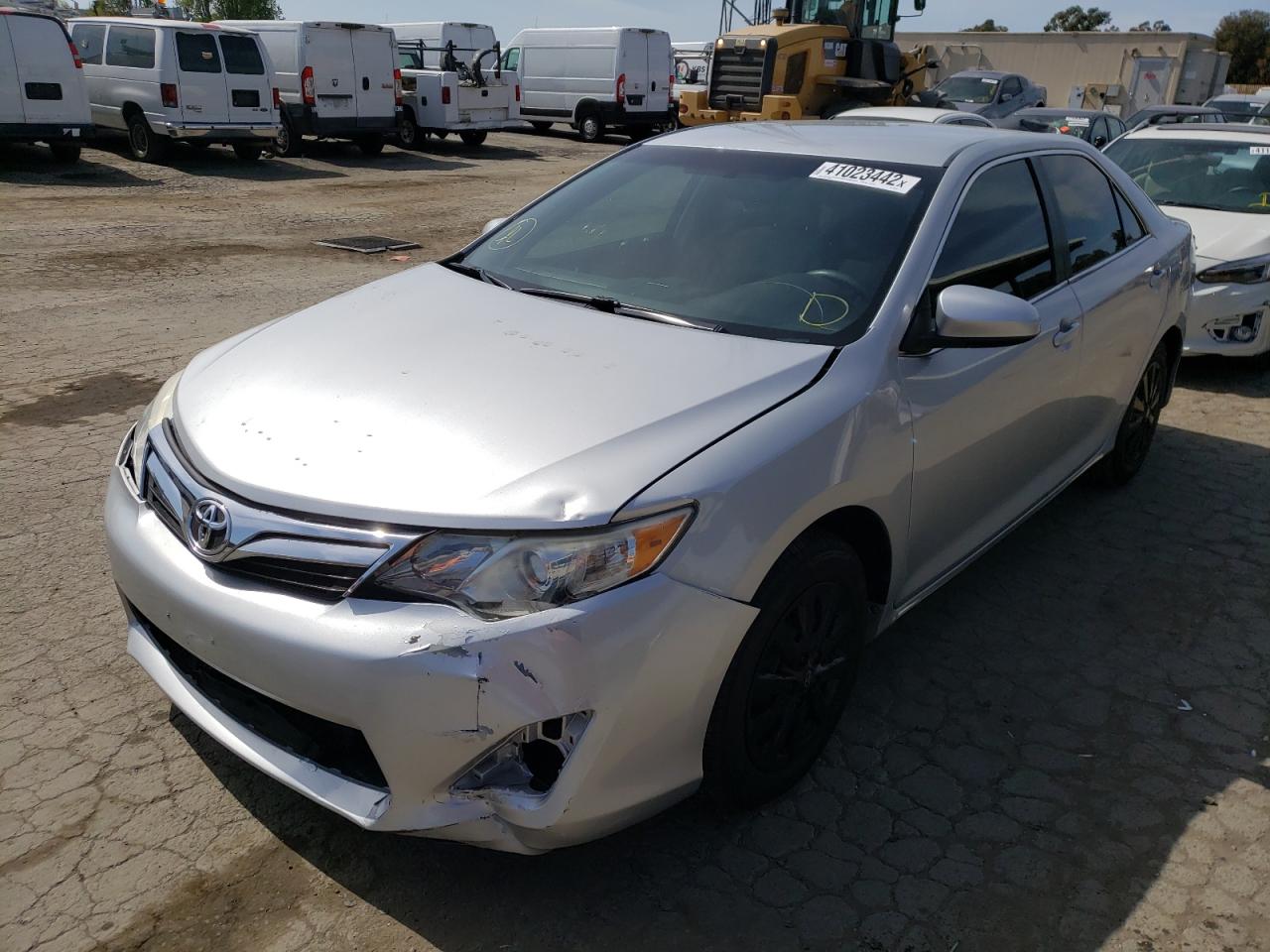 Photo 2 from auction – 2014 TOYOTA CAMRY L with VIN 4T1BF1FK5EU405319