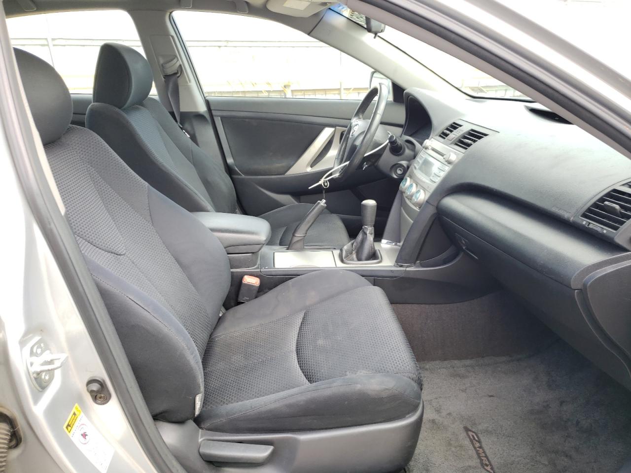 Photo 5 from auction – 2007 TOYOTA CAMRY CE with VIN 4T1BE46K17U012148