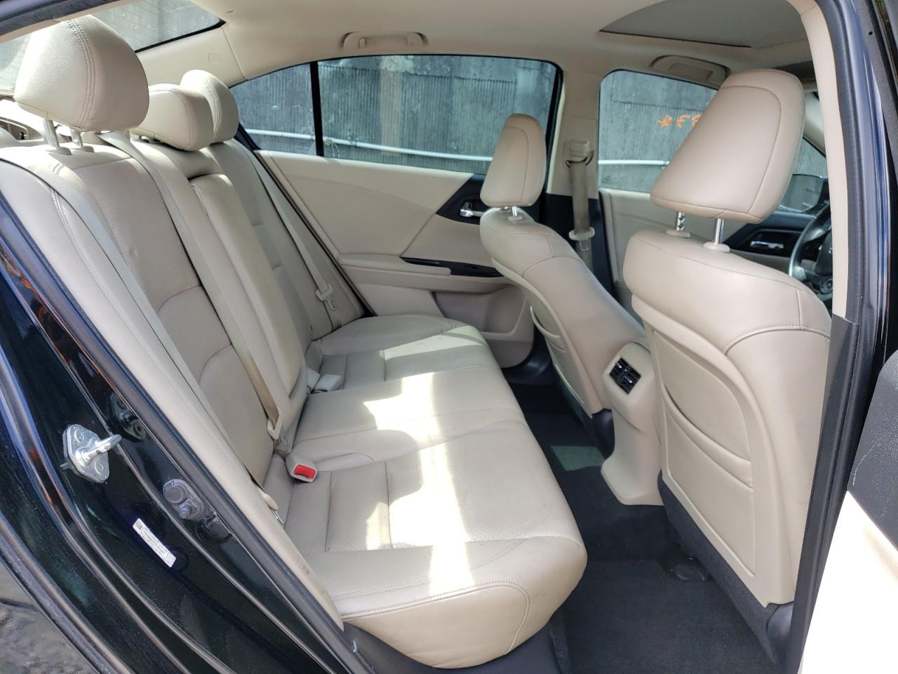 Photo 6 from auction – 2013 HONDA ACCORD EXL with VIN 1HGCR2F85DA020287