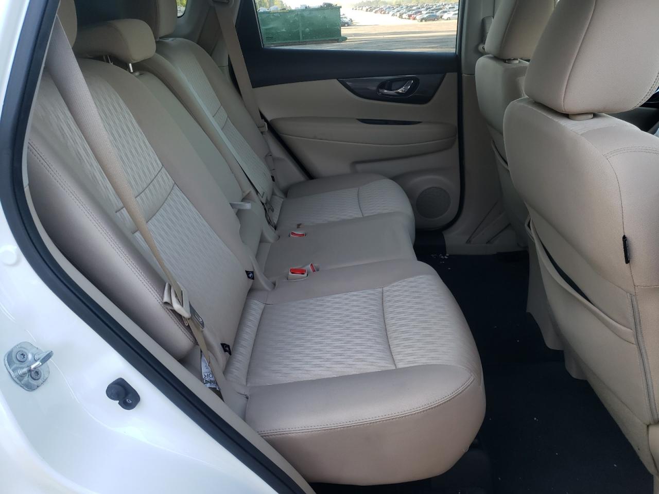Photo 6 from auction – 2017 NISSAN ROGUE S with VIN KNMAT2MTXHP528773