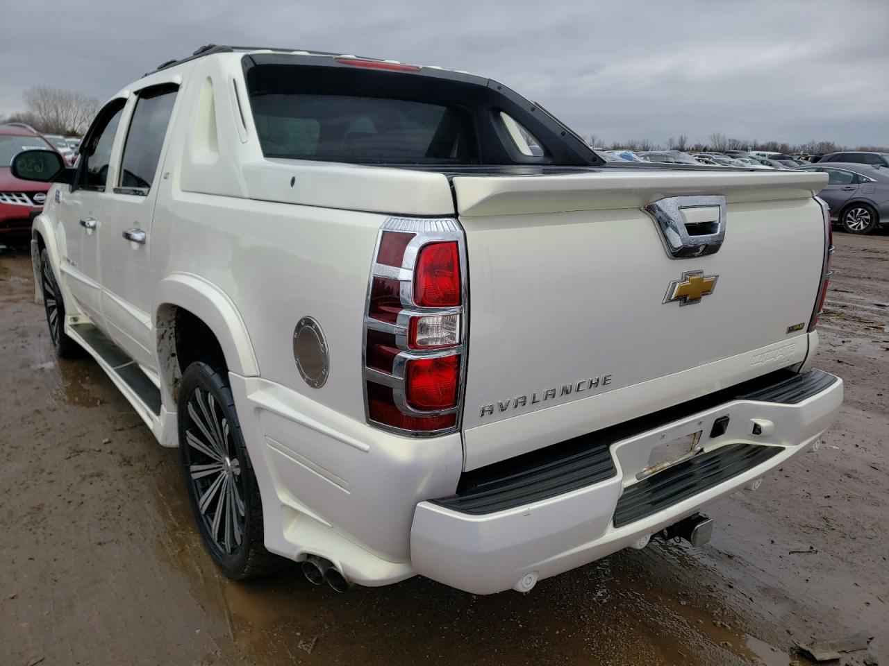 Photo 3 from auction – 2008 CHEVROLET AVALANCHE with VIN 3GNFK12358G114480