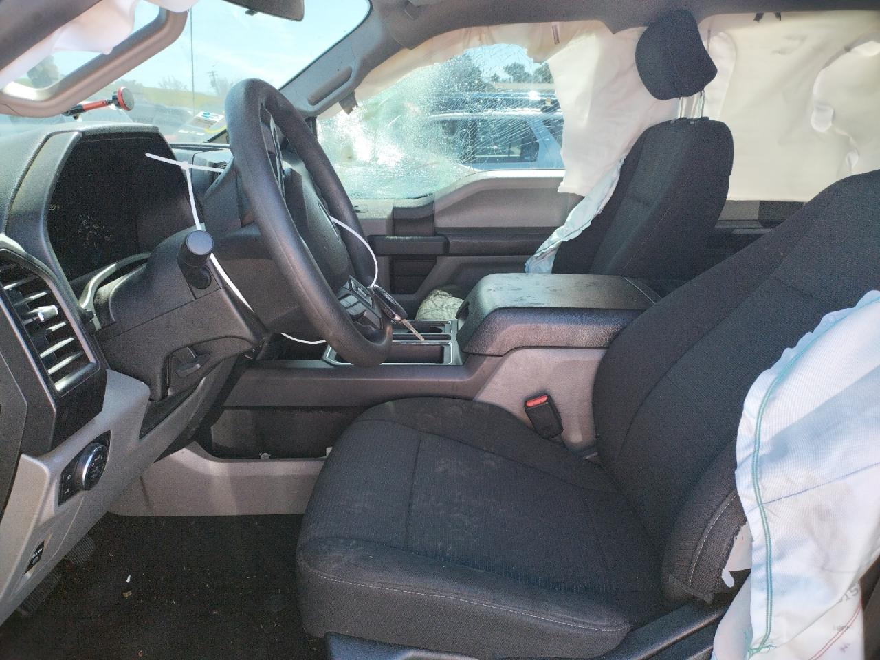 Photo 5 from auction – 2017 FORD F150 SUPER with VIN 1FTEW1CP1HKE21762