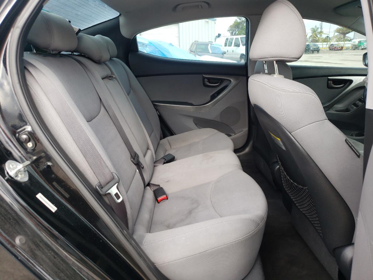 Photo 6 from auction – 2012 HYUNDAI ELANTRA GL with VIN KMHDH4AEXCU410230