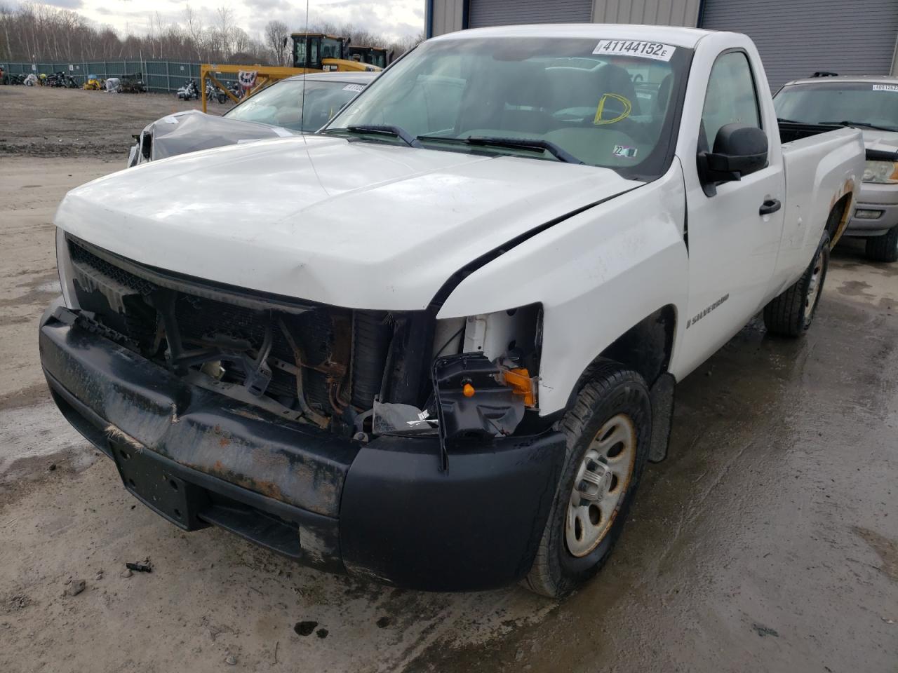 Photo 2 from auction – 2007 CHEVROLET SILVERADO with VIN 1GCEC14027E538659