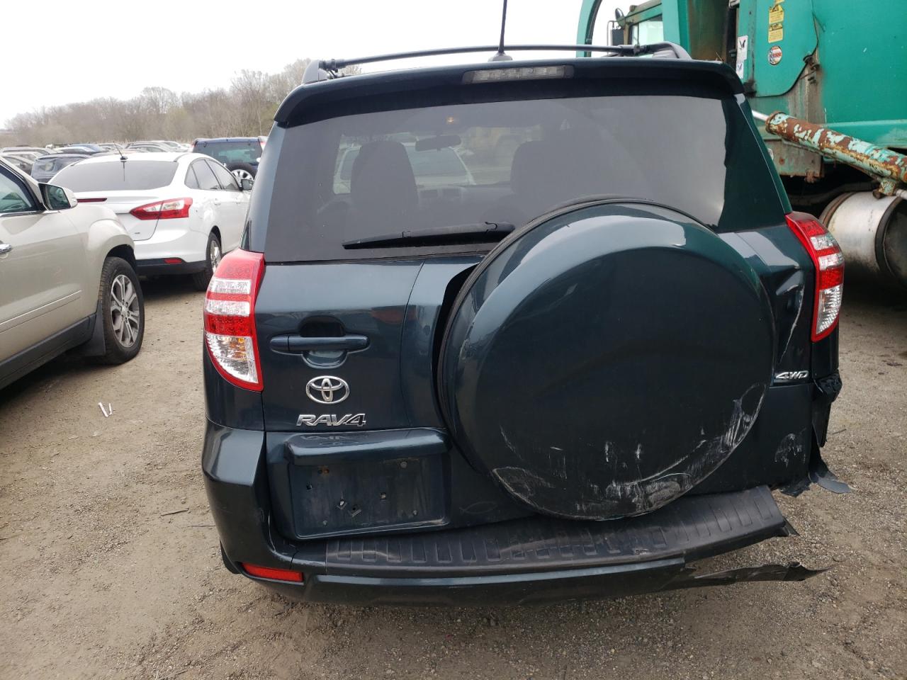 Photo 9 from auction – 2011 TOYOTA RAV4 with VIN 2T3BF4DV6BW177252
