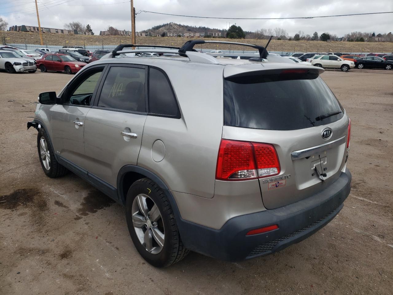 Photo 3 from auction – 2013 KIA SORENTO EX with VIN 5XYKUDA28DG367376