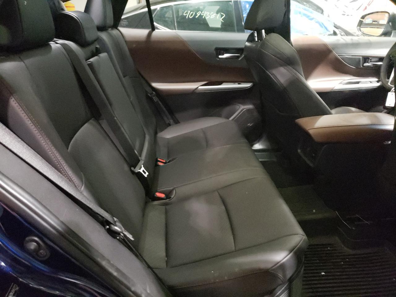Photo 6 from auction – 2021 TOYOTA VENZA with VIN JTEAAAAH3MJ062712