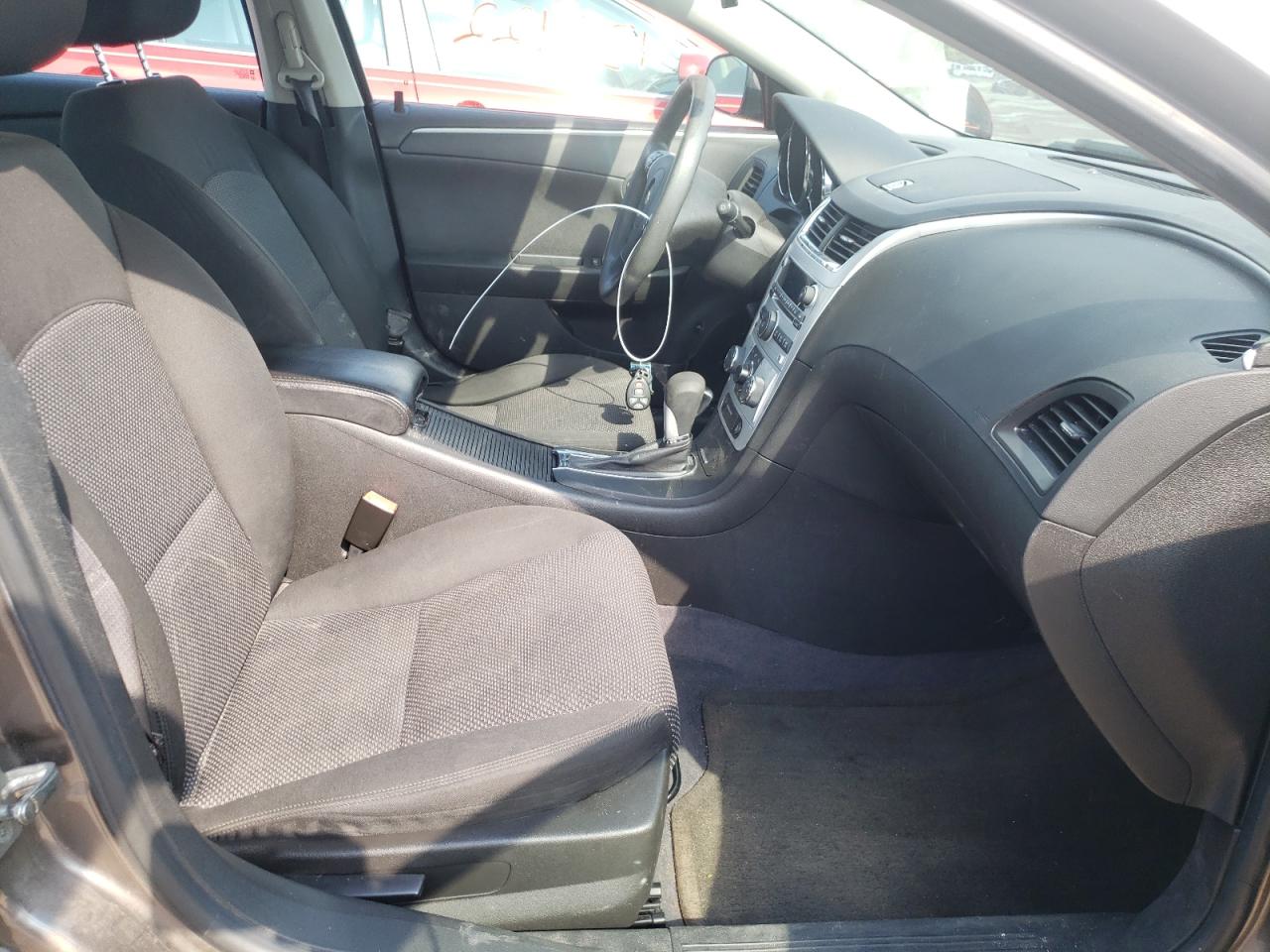 Photo 5 from auction – 2012 CHEVROLET MALIBU 1LT with VIN 1G1ZC5E03CF228086