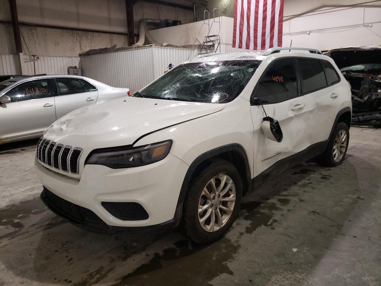 Photo 2 from auction – 2020 JEEP CHEROKEE L with VIN 1C4PJLCB2LD515900
