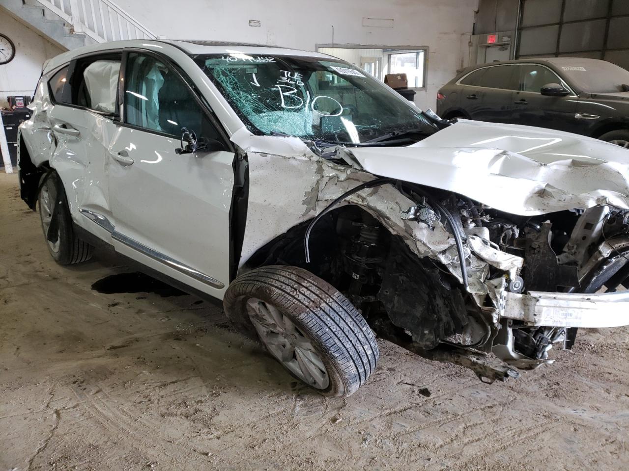 Photo 9 from auction – 2020 ACURA RDX with VIN 5J8TC1H37LL004642