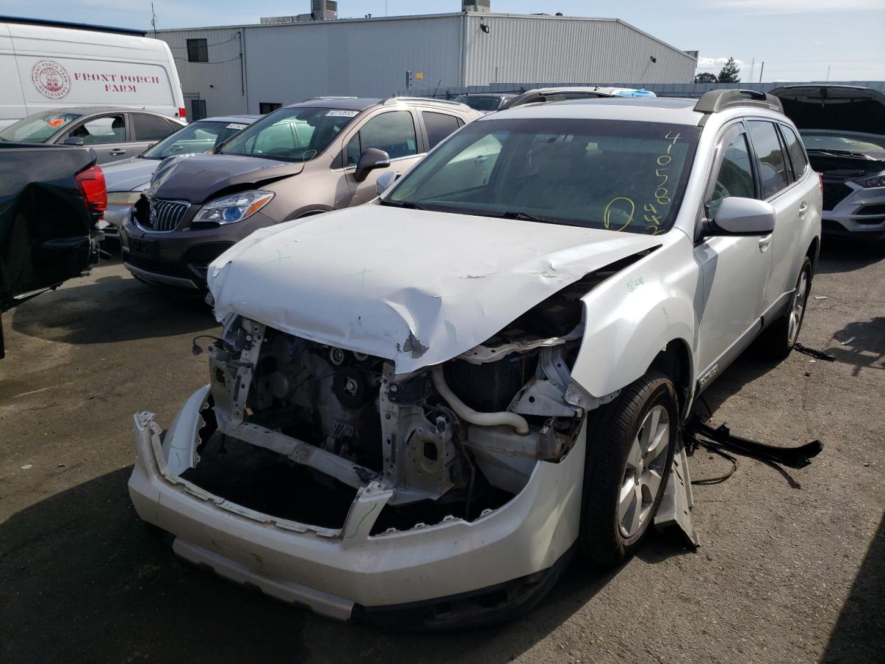 Photo 2 from auction – 2011 SUBARU OUTBACK 3. with VIN 4S4BRDLC7B2403911