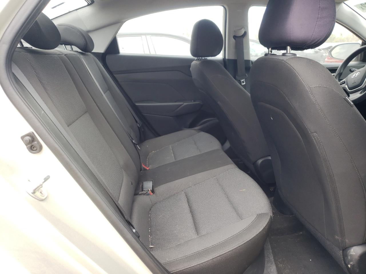 Photo 6 from auction – 2019 HYUNDAI ACCENT SE with VIN 3KPC24A35KE076637