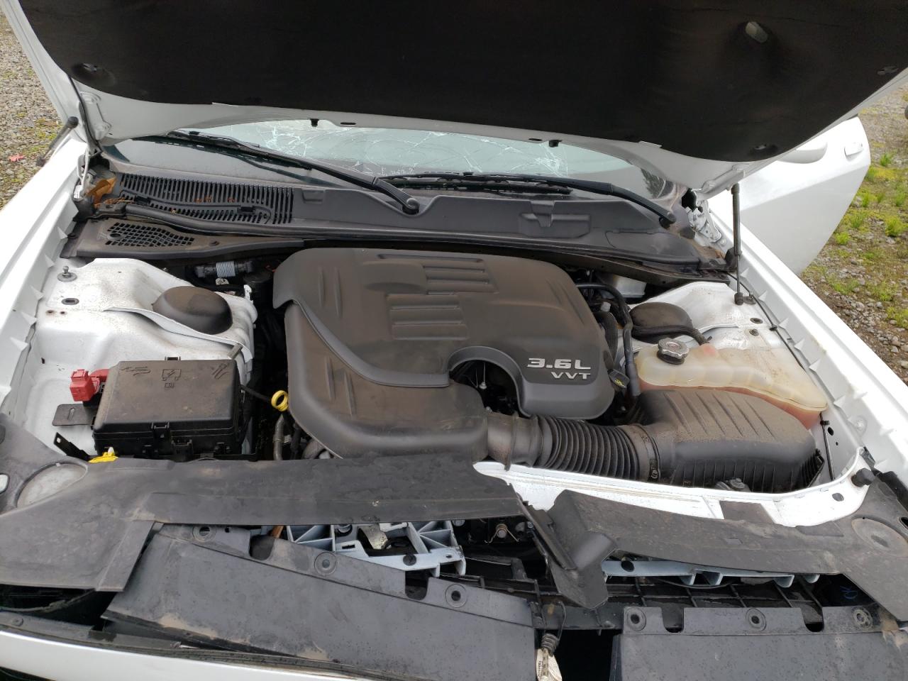 Photo 7 from auction – 2019 DODGE CHALLENGER with VIN 2C3CDZAG7KH694514