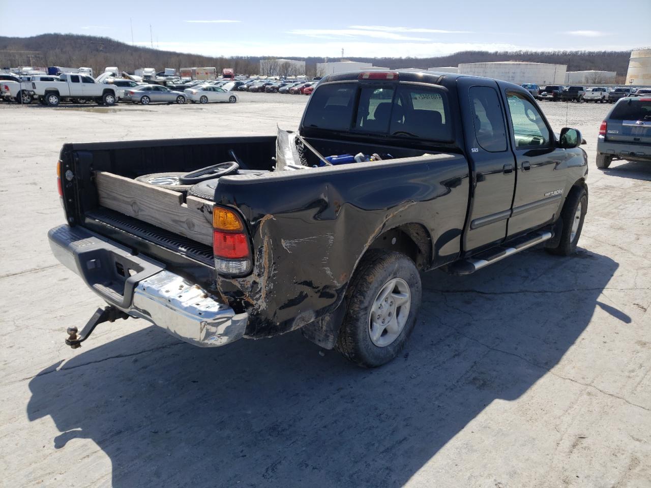 Photo 4 from auction – 2003 TOYOTA TUNDRA ACC with VIN 5TBBT441X3S360462