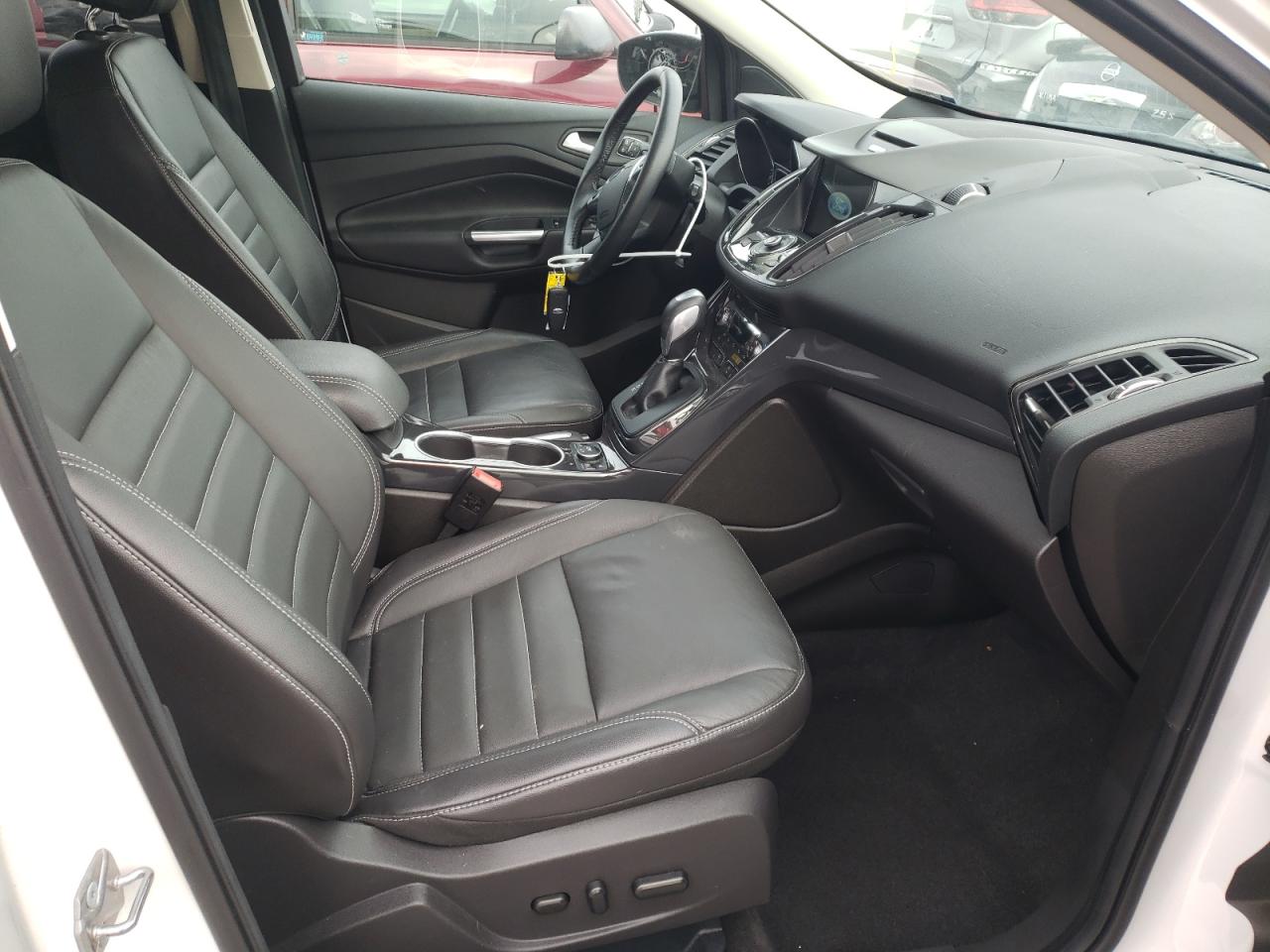 Photo 5 from auction – 2016 FORD ESCAPE TIT with VIN 1FMCU0J91GUC55768