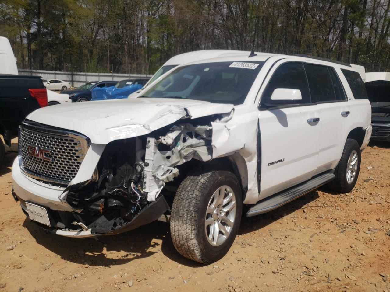 Photo 2 from auction – 2015 GMC YUKON SLT with VIN 1GKS1BKC2FR274043