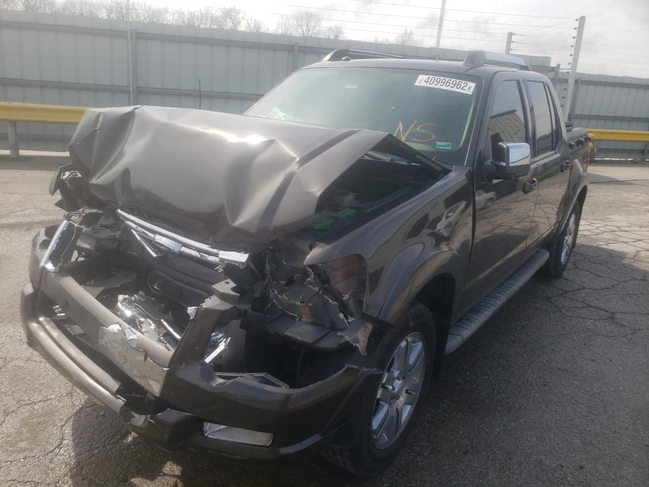 Photo 2 from auction – 2007 FORD EXPLORER S with VIN 1FMEU33K37UB83885