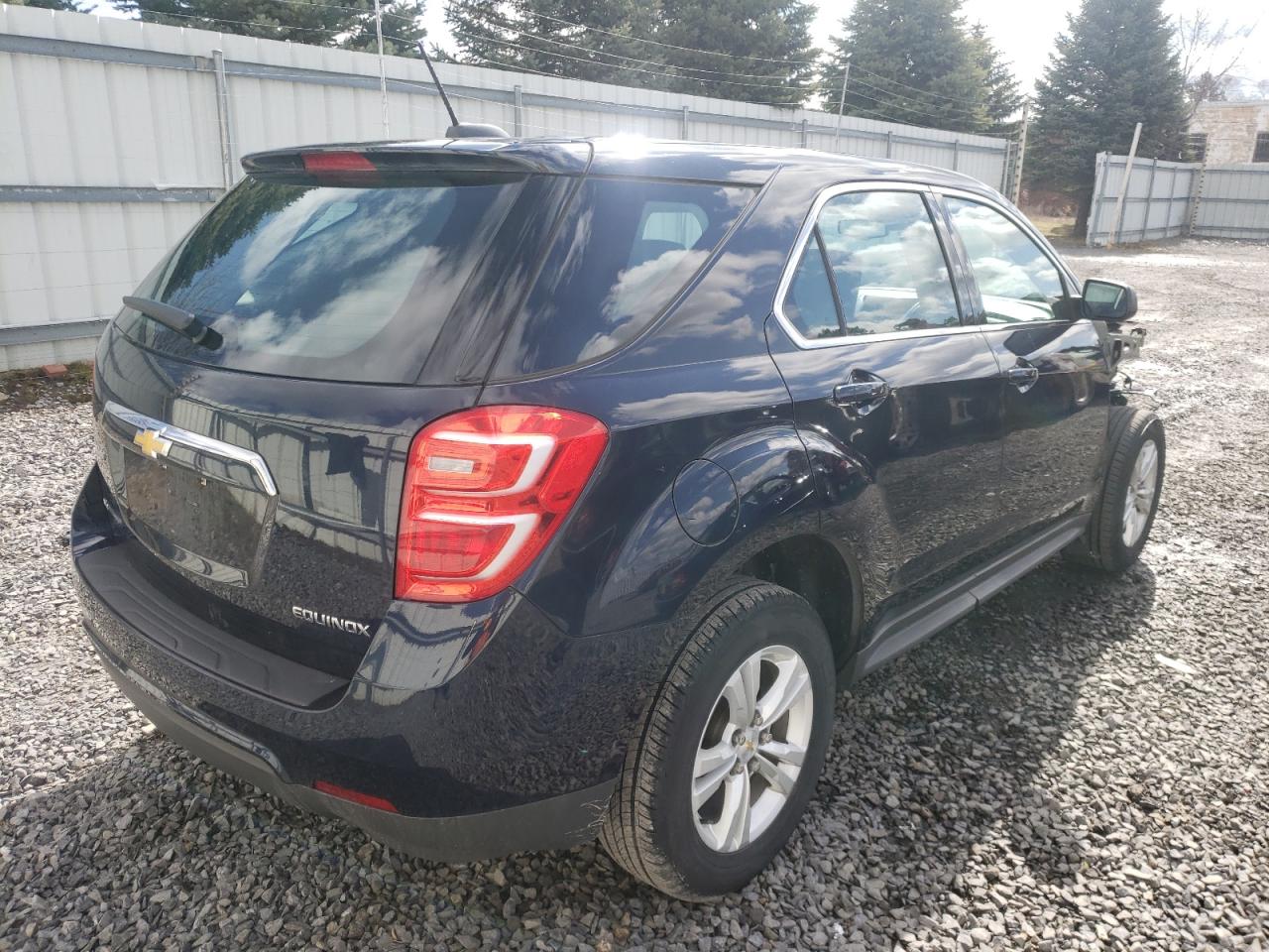 Photo 4 from auction – 2016 CHEVROLET EQUINOX LS with VIN 2GNFLEEK4G6106520