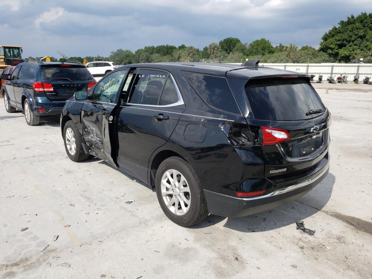 Photo 3 from auction – 2018 CHEVROLET EQUINOX LT with VIN 2GNAXJEV7J6155767
