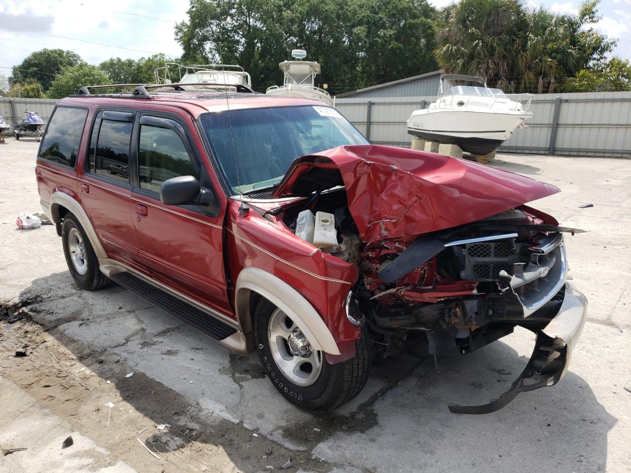 FORD EXPLORER E 2000 with VIN 1FMZU64E6YZA65619 - Photo from auction
