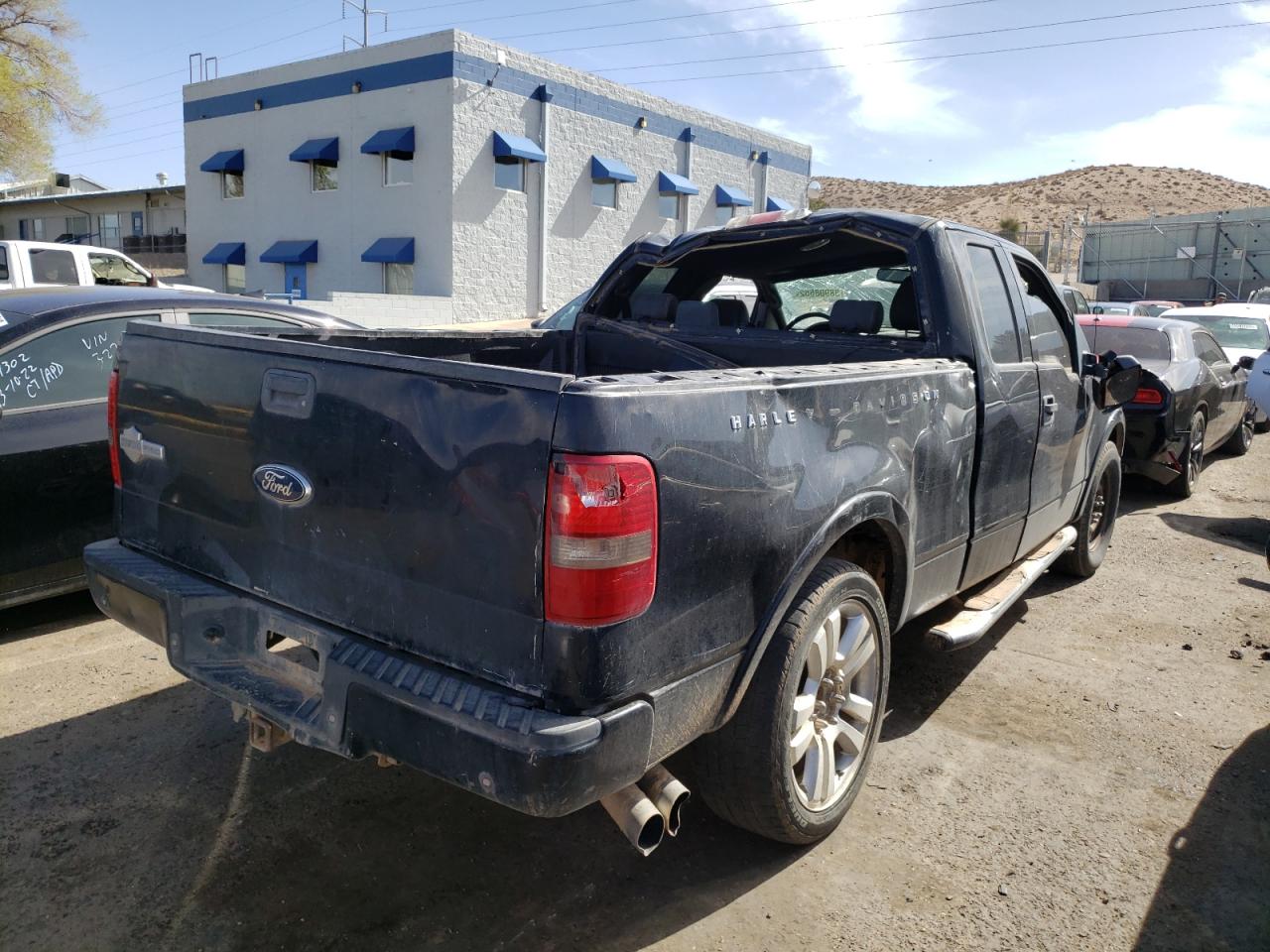 Photo 4 from auction – 2006 FORD F150 with VIN 1FTRX12596FA50113