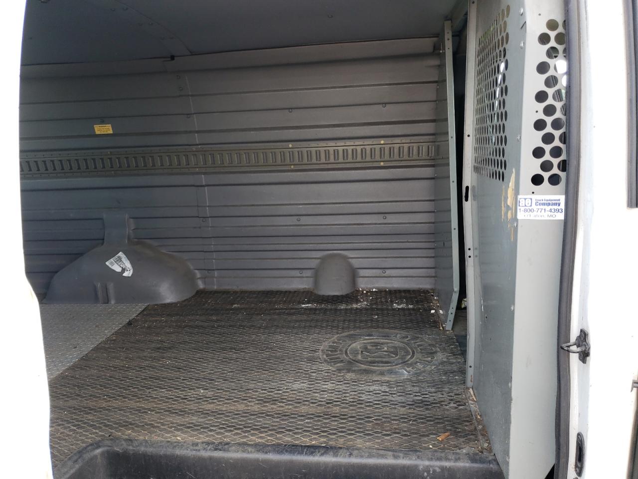 Photo 6 from auction – 2002 CHEVROLET EXPRESS G1 with VIN 1GCEG15M921173130