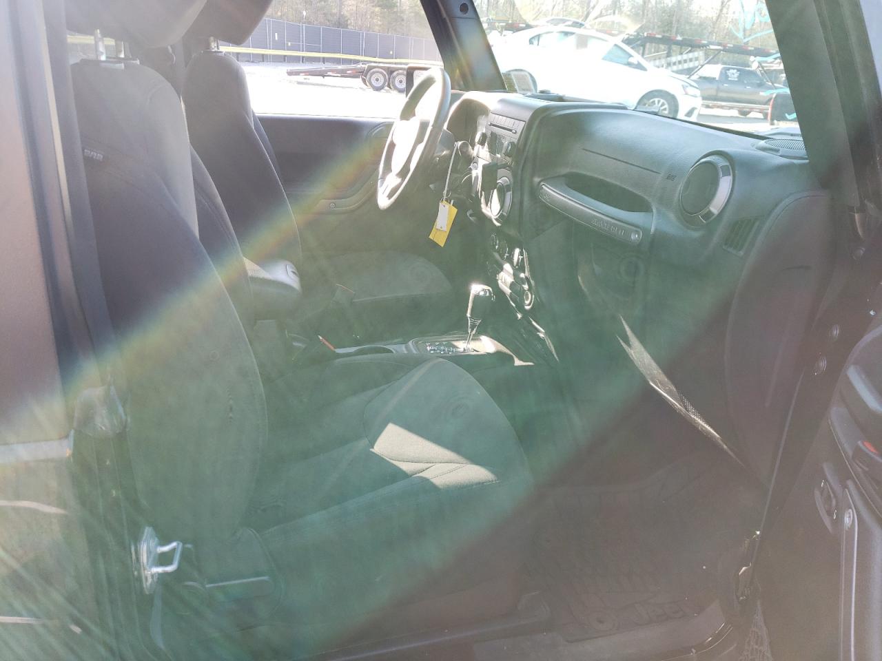 Photo 5 from auction – 2015 JEEP WRANGLER S with VIN 1C4GJWAG4FL767934