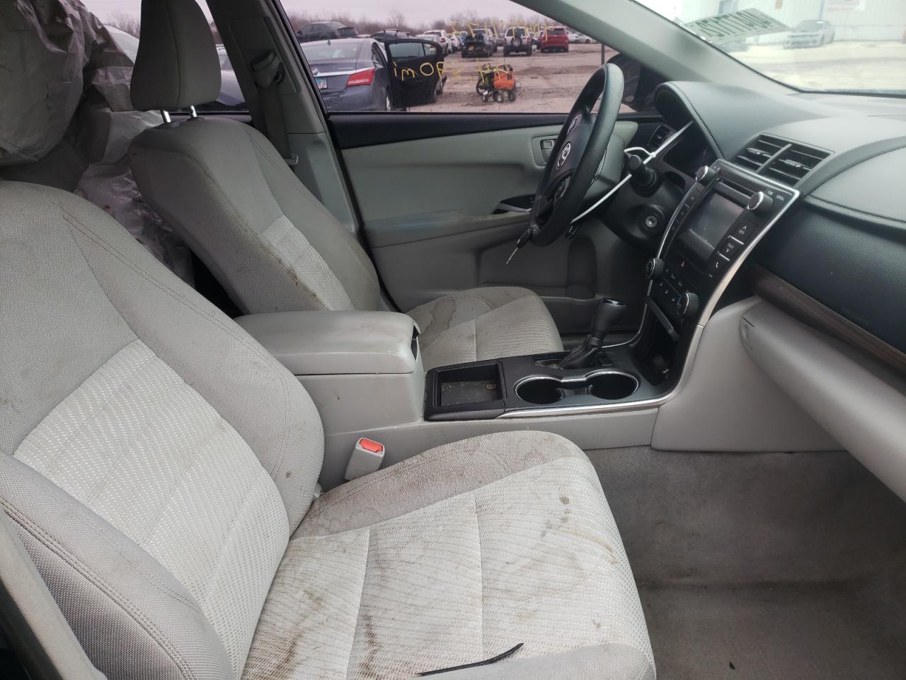 Photo 5 from auction – 2016 TOYOTA CAMRY LE with VIN 4T1BF1FK2GU608641