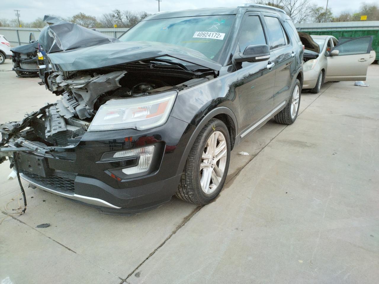 Photo 2 from auction – 2016 FORD EXPLORER L with VIN 1FM5K7FH8GGC12065
