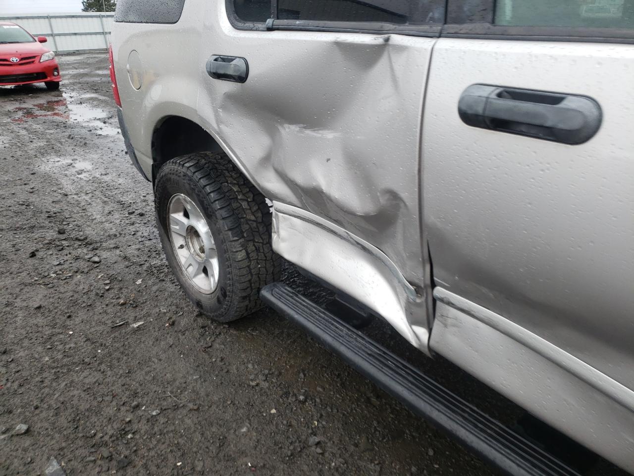 Photo 10 from auction – 2003 FORD EXPLORER X with VIN 1FMZU72K63UA35847