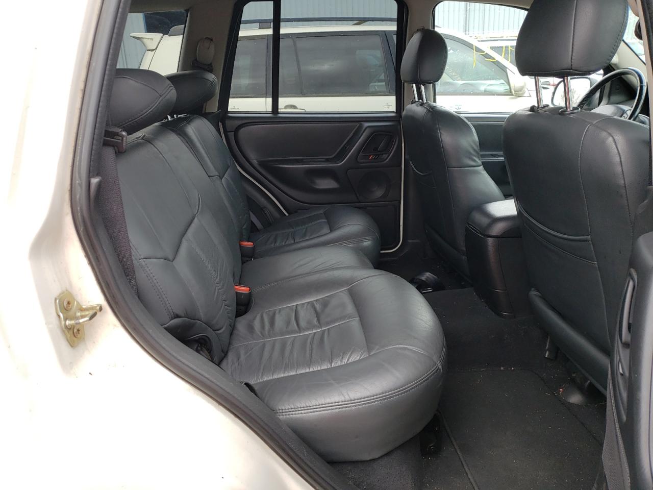 Photo 6 from auction – 2002 JEEP GRAND CHER with VIN 1J4GW48N52C185890