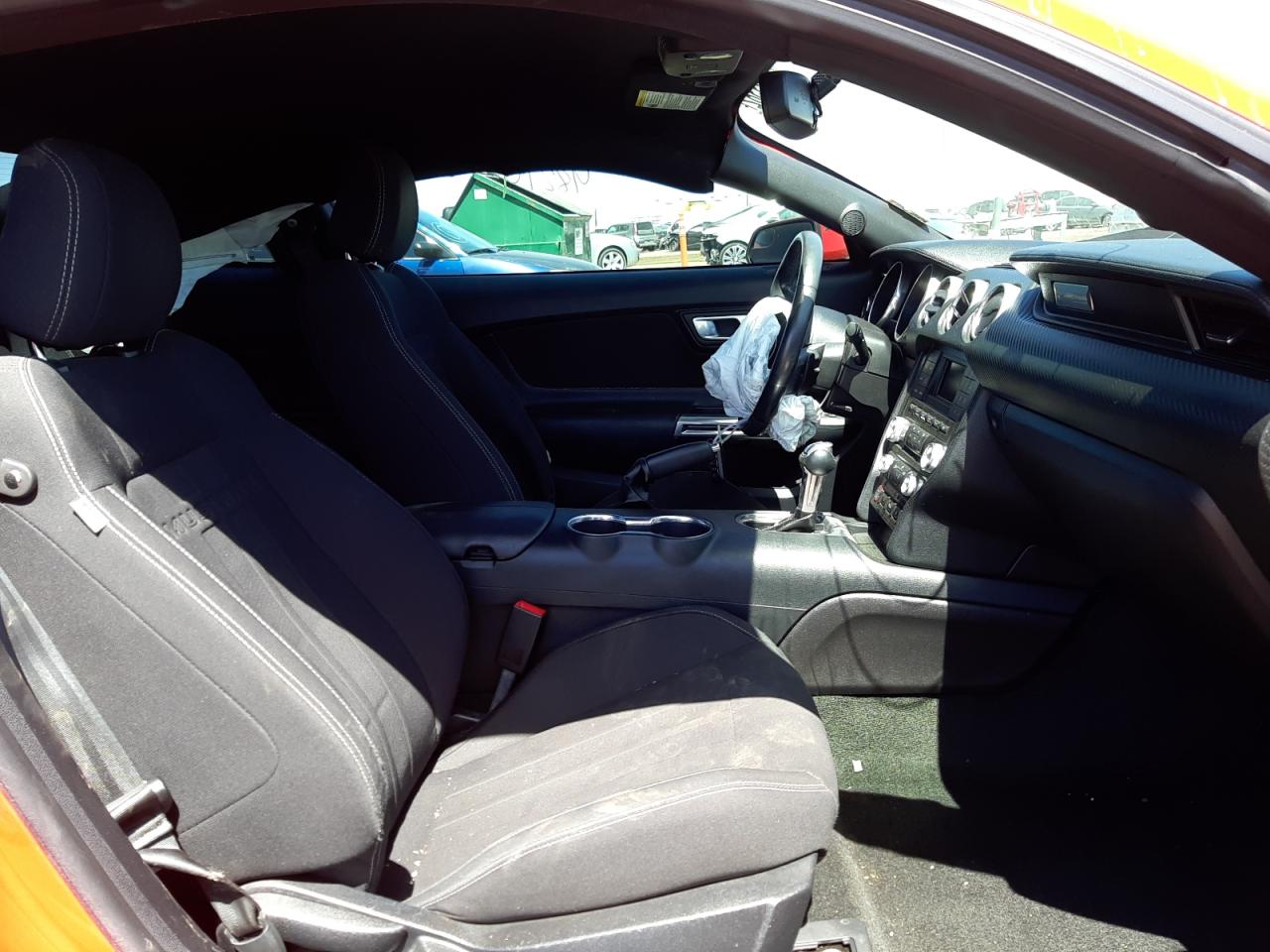 Photo 5 from auction – 2018 FORD MUSTANG with VIN 1FA6P8TH7J5127134