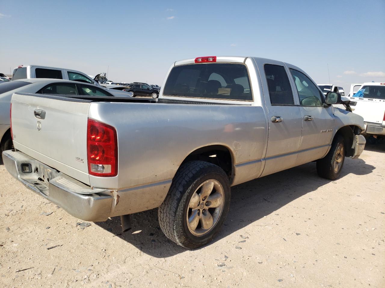 Photo 4 from auction – 2005 DODGE RAM 1500 S with VIN 1D7HA18NX5J573274
