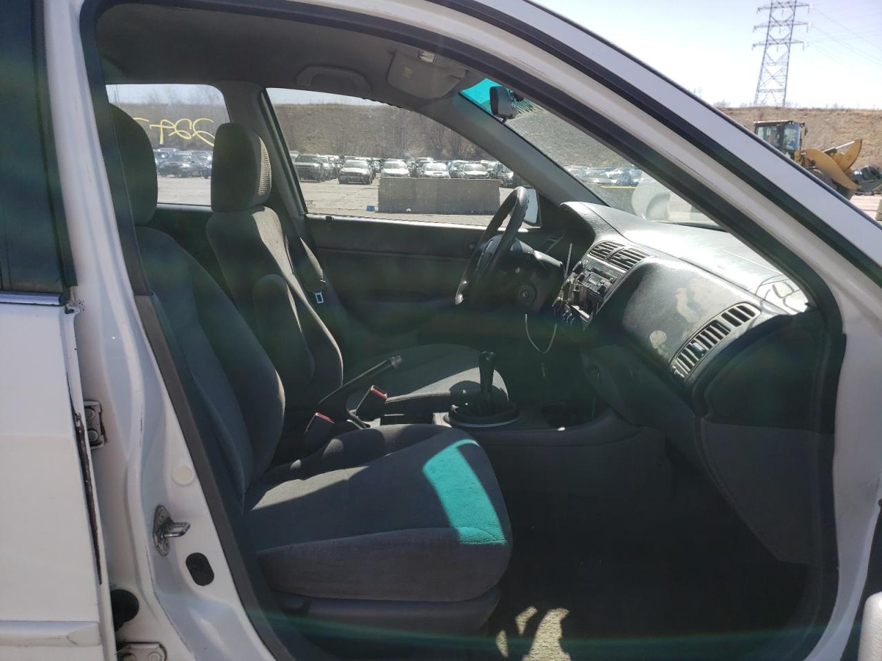 Photo 5 from auction – 2002 HONDA CIVIC LX with VIN 2HGES15632H548481