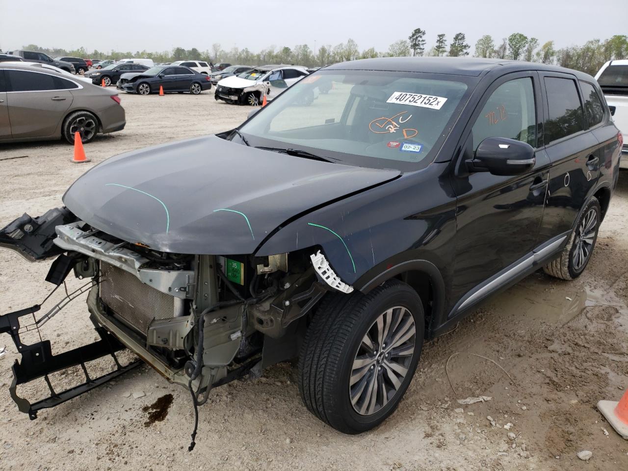 Photo 2 from auction – 2019 MITSUBISHI OUTLANDER with VIN JA4AD3A39KZ029833