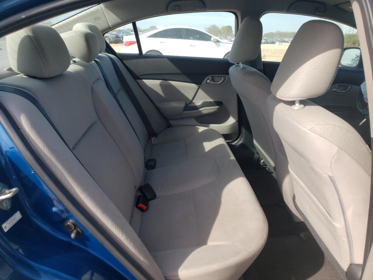 Photo 6 from auction – 2013 HONDA CIVIC LX with VIN 2HGFB2F57DH569675