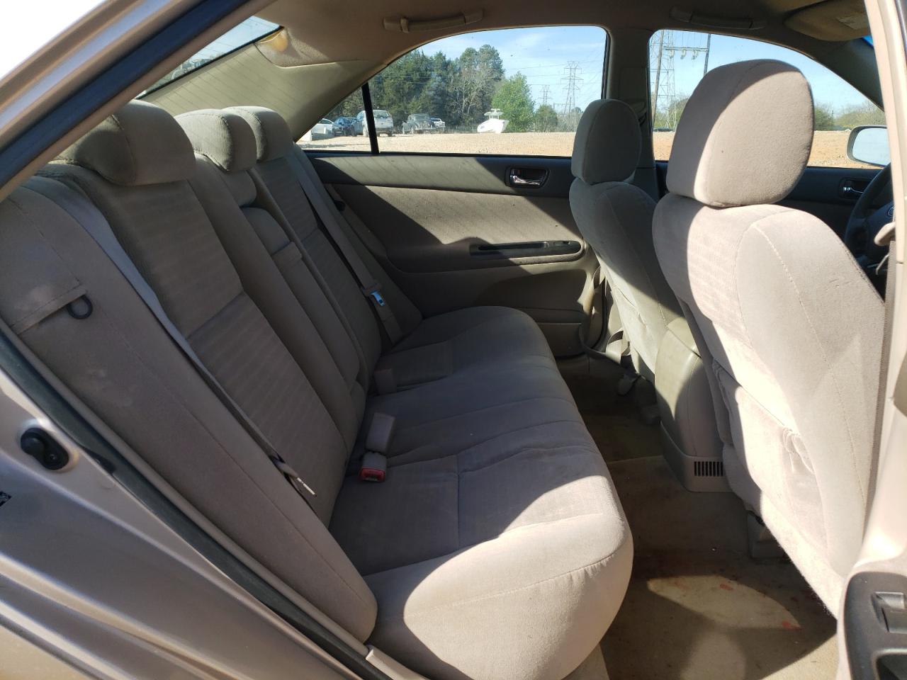 Photo 6 from auction – 2005 TOYOTA CAMRY LE with VIN 4T1BE32K65U500945