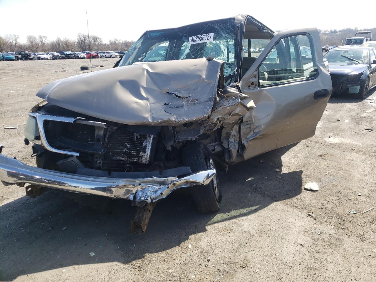 Zdjęcie 2 z aukcji – 2002 FORD F150 z VIN 1FTRX17222NA10177