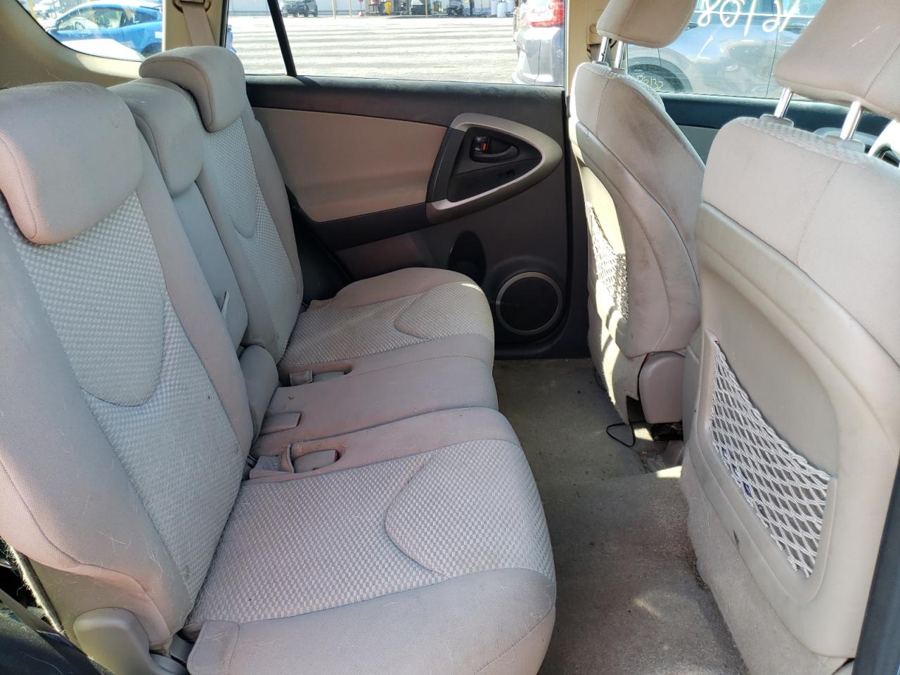 Photo 6 from auction – 2007 TOYOTA RAV4 LIMIT with VIN JTMBK31V876010667