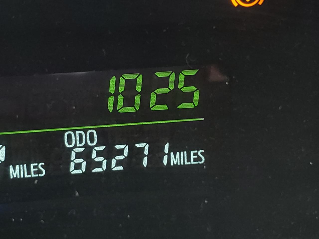 Photo 8 from auction – 2012 TOYOTA PRIUS V with VIN JTDZN3EU1C3131334