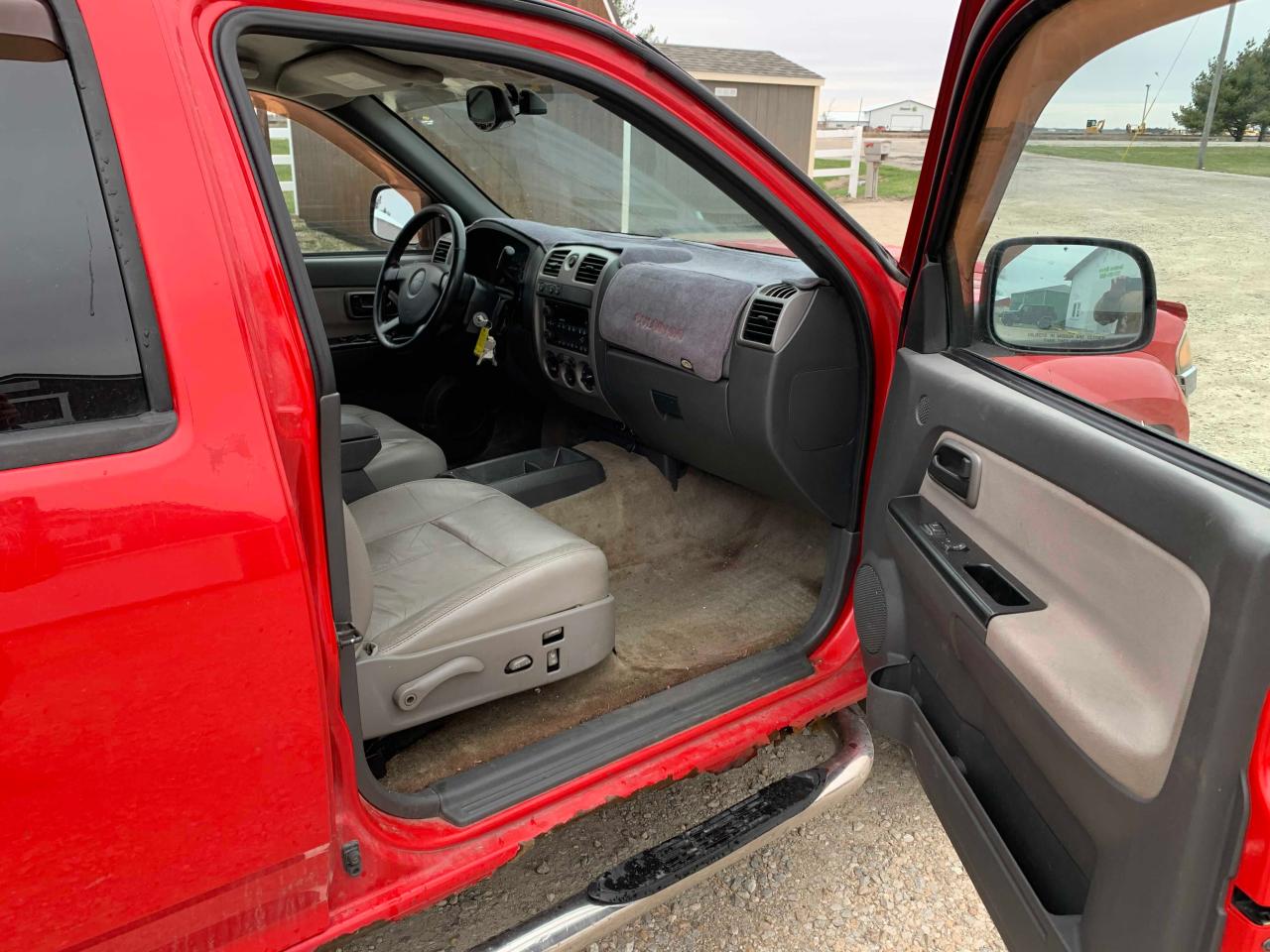 Photo 5 from auction – 2005 CHEVROLET COLORADO with VIN 1GCDT136358250520