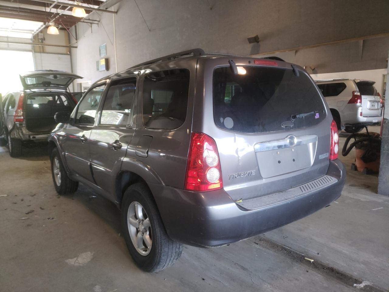 Photo 3 from auction – 2005 MAZDA TRIBUTE S with VIN 4F2CZ96125KM64555