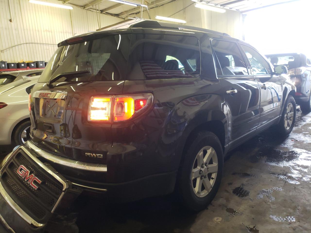 Photo 4 from auction – 2013 GMC ACADIA SLE with VIN 1GKKVPKD5DJ159037