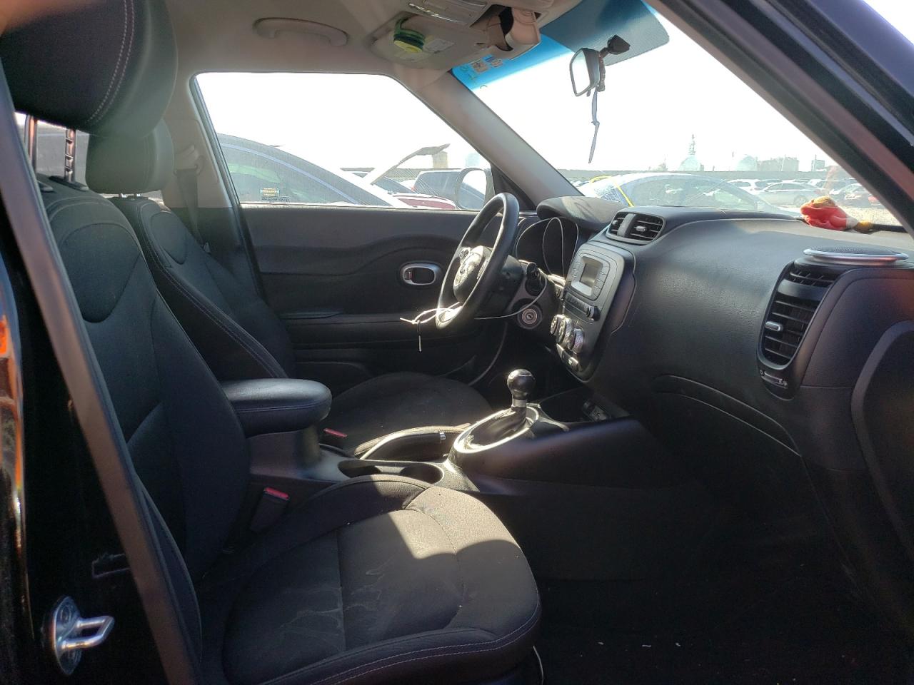 Photo 5 from auction – 2016 KIA SOUL with VIN KNDJN2A23G7344053