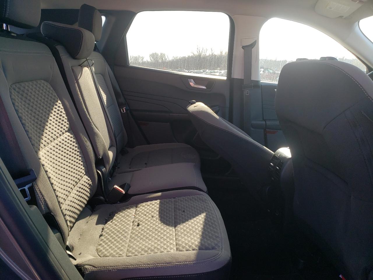 Photo 6 from auction – 2021 FORD ESCAPE SE with VIN 1FMCU0G68MUB21915