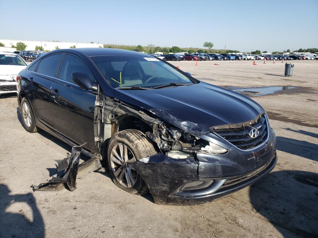 HYUNDAI SONATA GLS 2011 with VIN 5NPEB4AC4BH111804 - Photo from auction