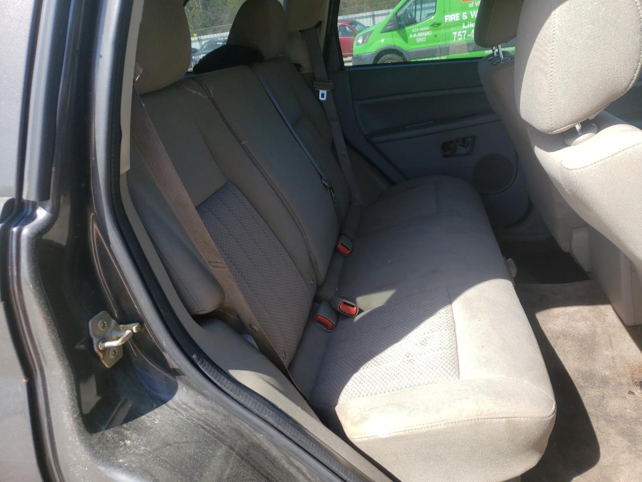 Photo 6 from auction – 2005 JEEP GRAND CHER with VIN 1J4GR48K35C662009