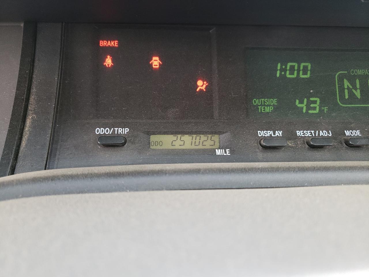 Photo 8 from auction – 2003 TOYOTA AVALON XL with VIN 4T1BF28B63U287765